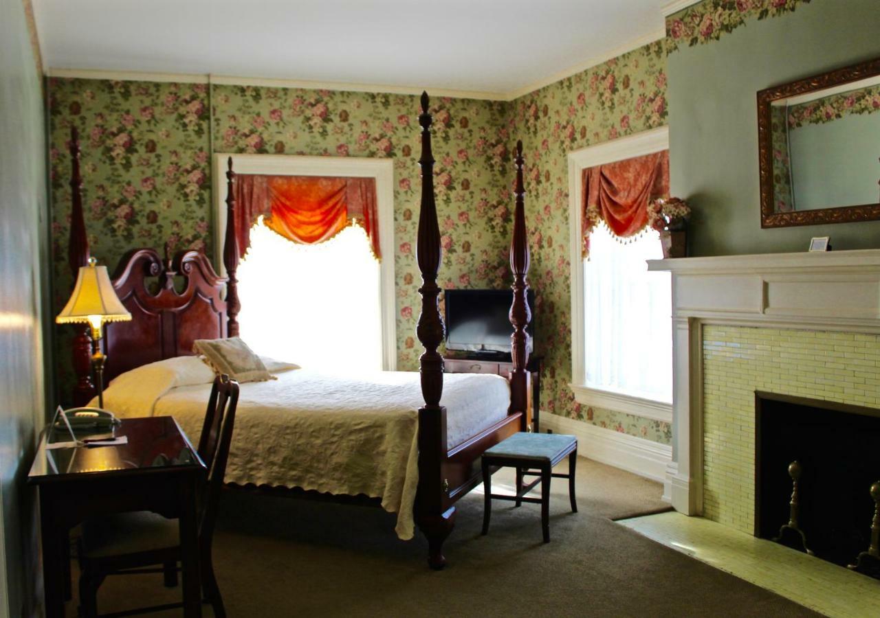 The Stockade Inn Schenectady Eksteriør billede